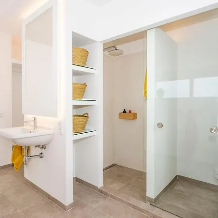 Aguamarina 4 Bedroom Villa, Villa Cala'n Forcat